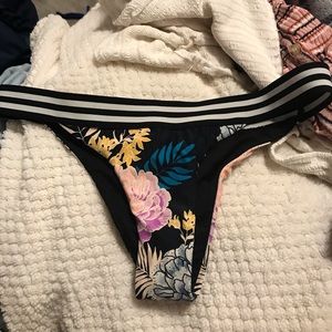 Never worn rip curl bathing suit bottoms